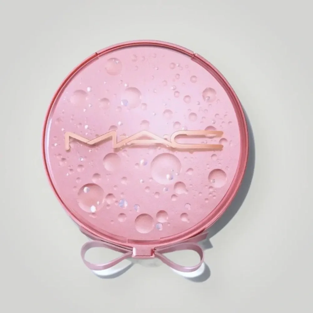 MAC 2022 Holiday Bubbles &‎ Bows Extra Dimension Face Compact: Best Sellers, NIB
